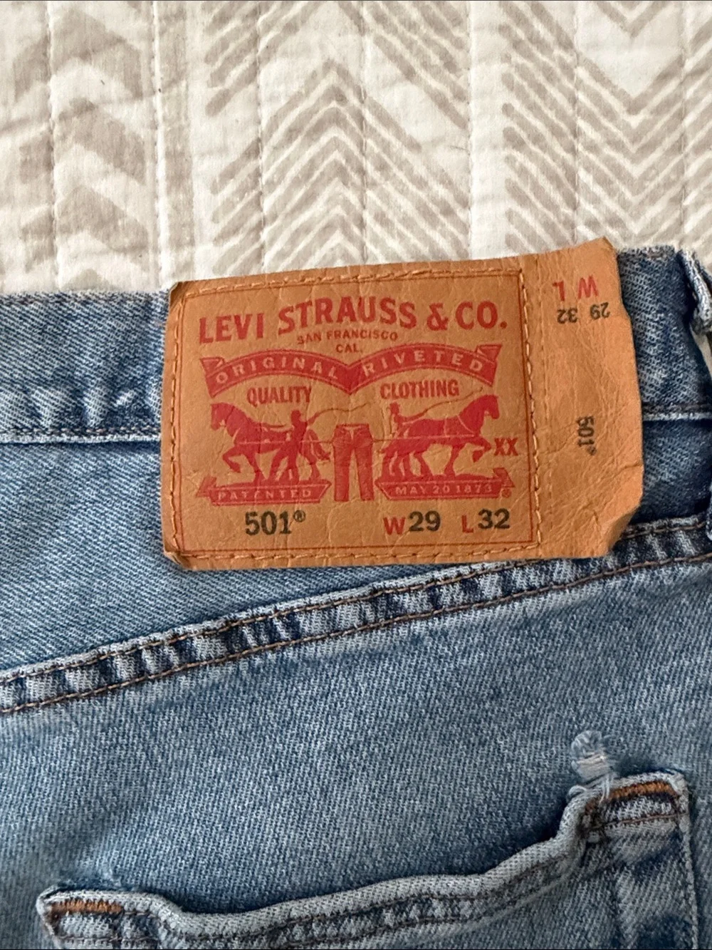 Levi’s 501 Classic Light Blue Jeans